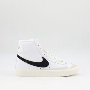 NIKE BLAZER MID 77 VINTAGE SNEAKERS